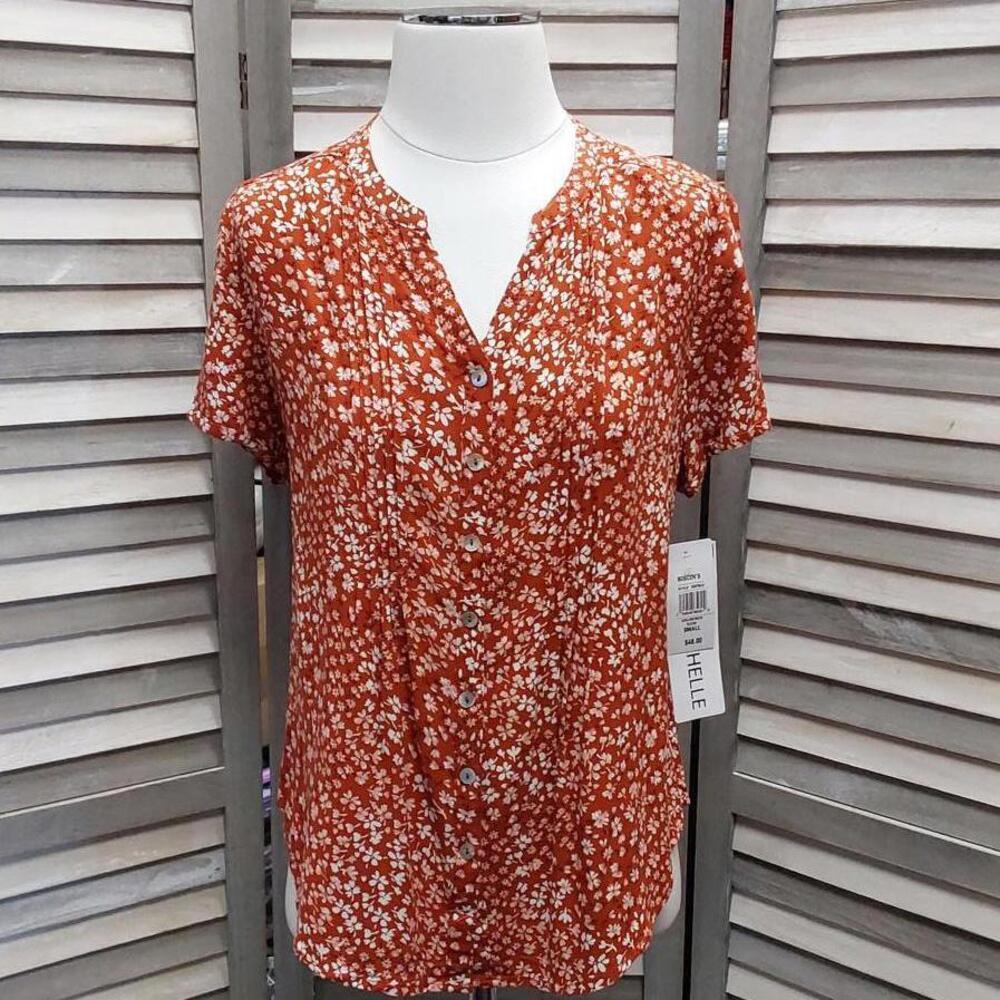 Floral Pattern V-Neck Top | Sara Michelle | Small
